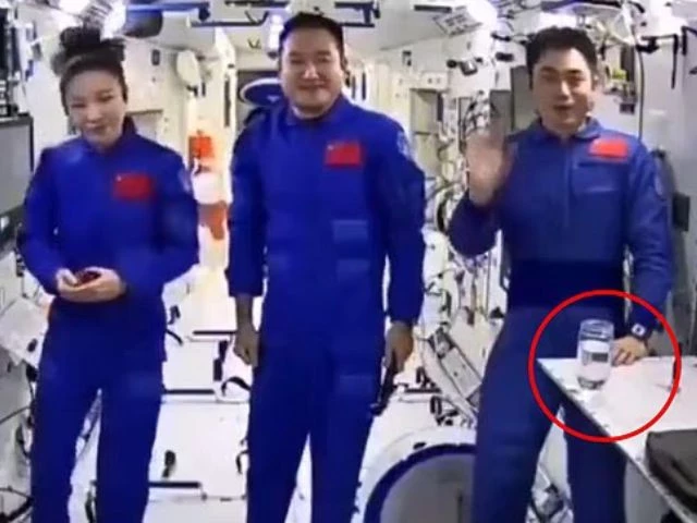 x x